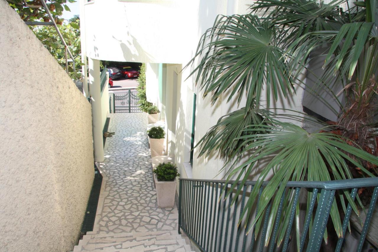 Hotel Adriana บาร์ ภายนอก รูปภาพ